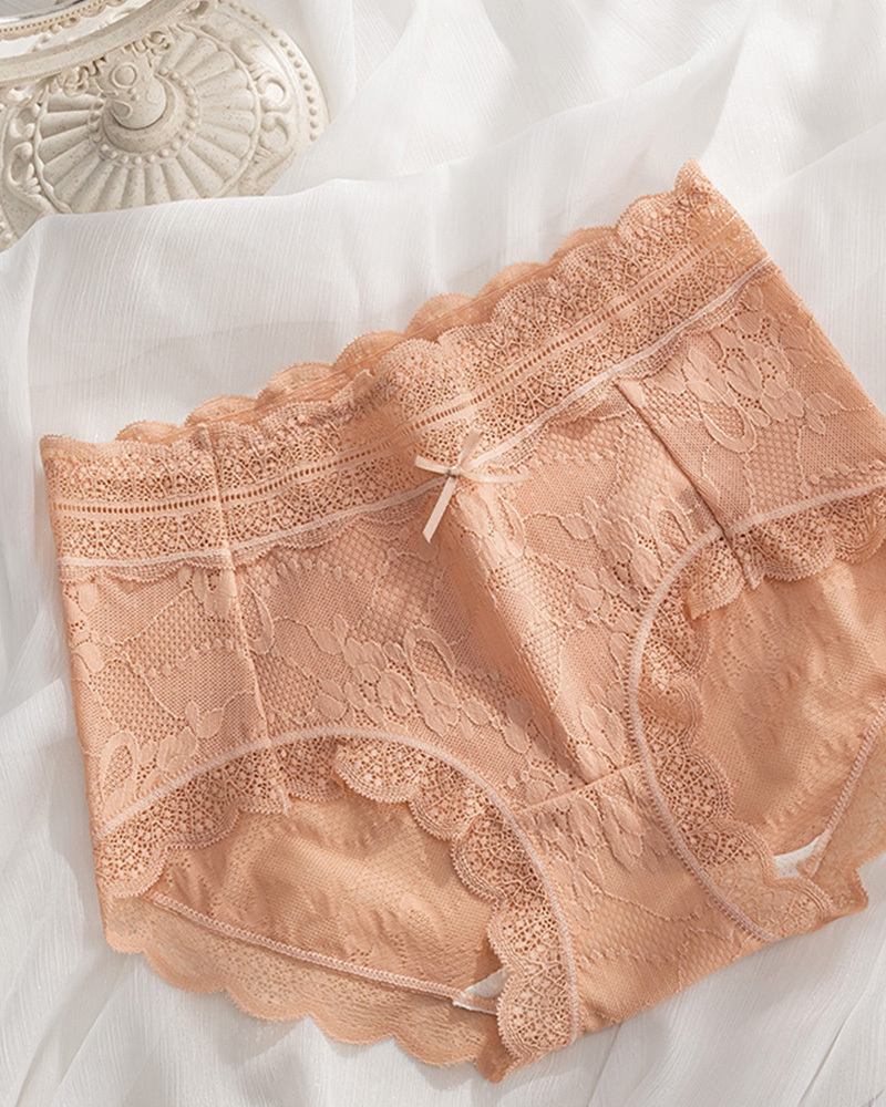Sous-vêtements en dentelle de soie pour dames