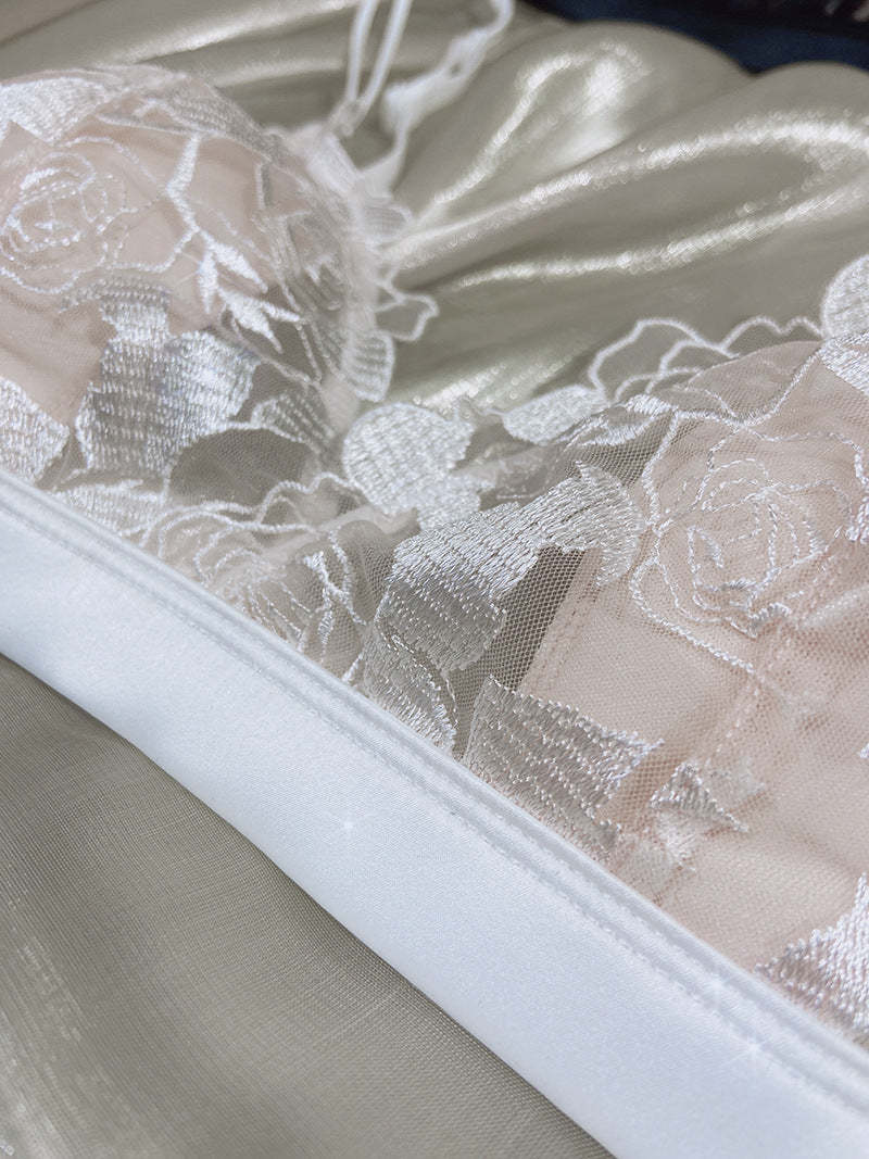 Soutien-gorge fin en dentelle sexy brodée de roses triangle – Image 4