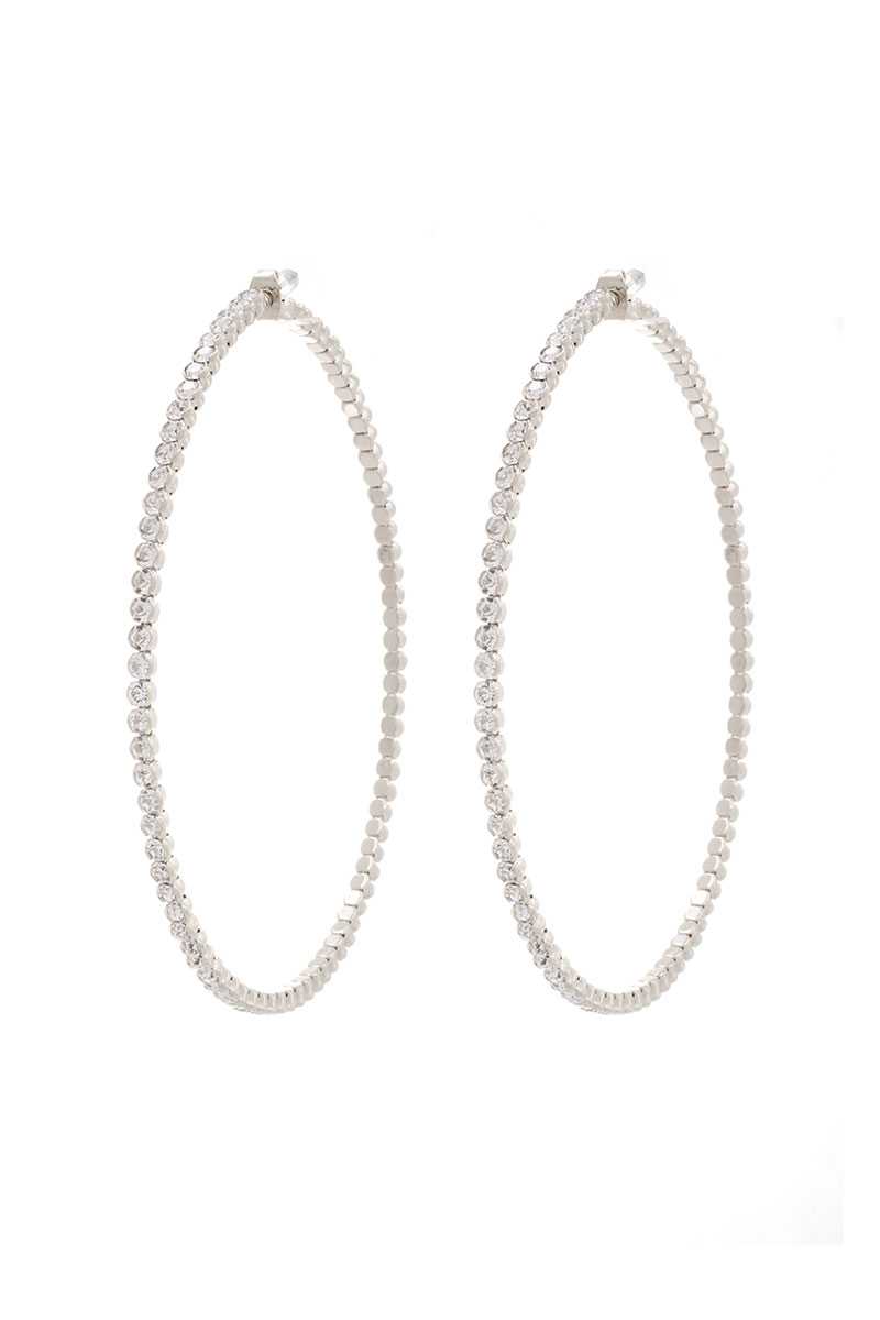 Boucle d'oreille classique en métal strass