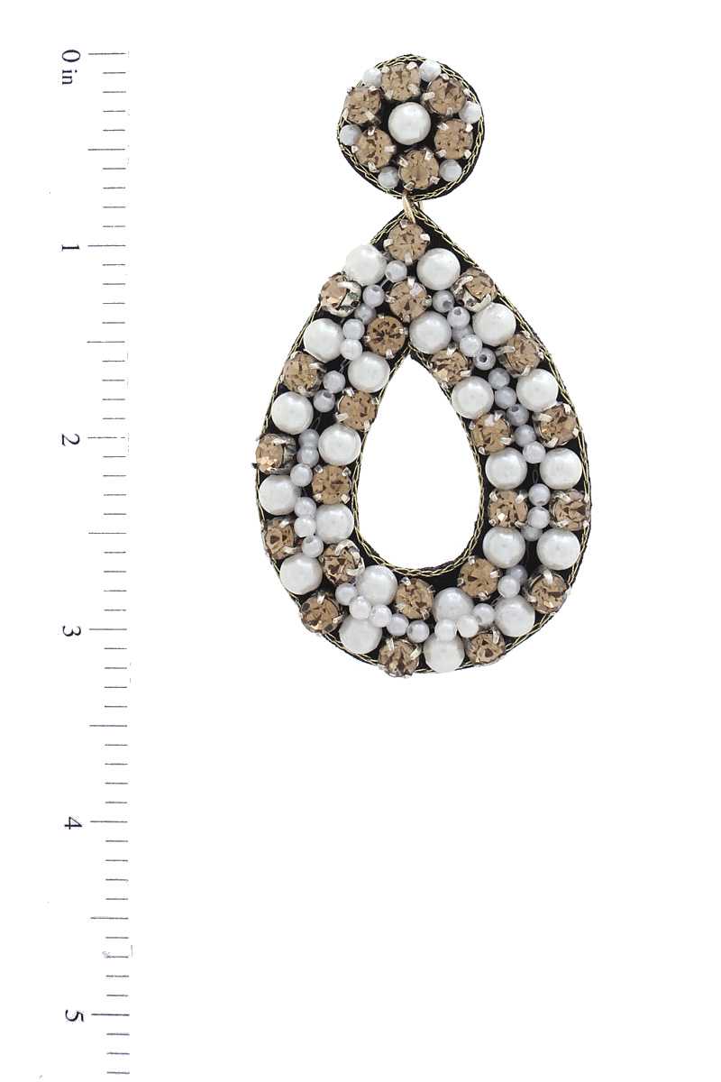 Boucle d'oreille en forme de larme avec strass et perles