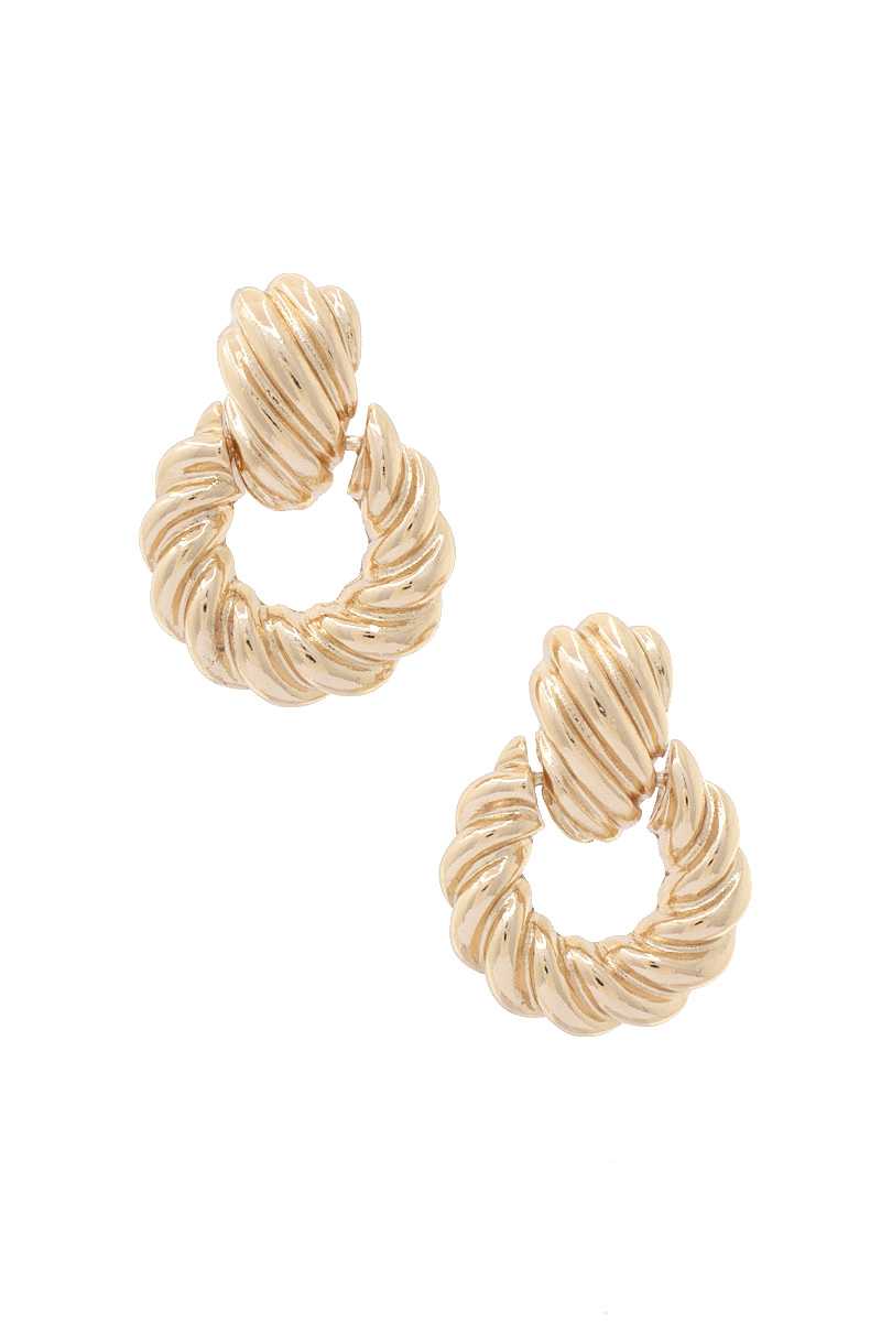 Boucle d'oreille en métal à texture croissant