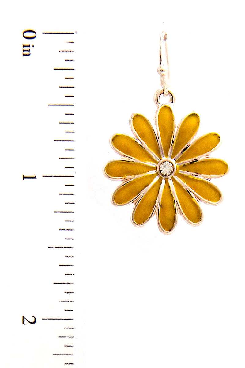 Boucle d'oreille fleur tendance chic