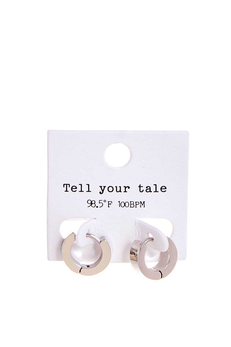 Boucle d'oreille moderne et mignonne à la mode