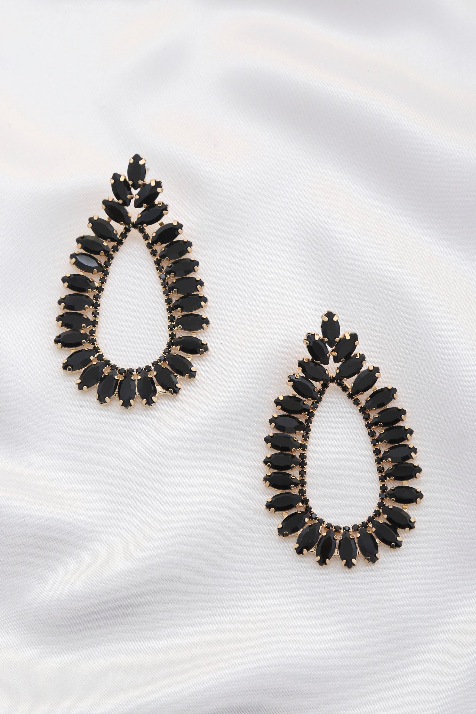 Boucle d'oreille pendante en strass en forme de larme marquise