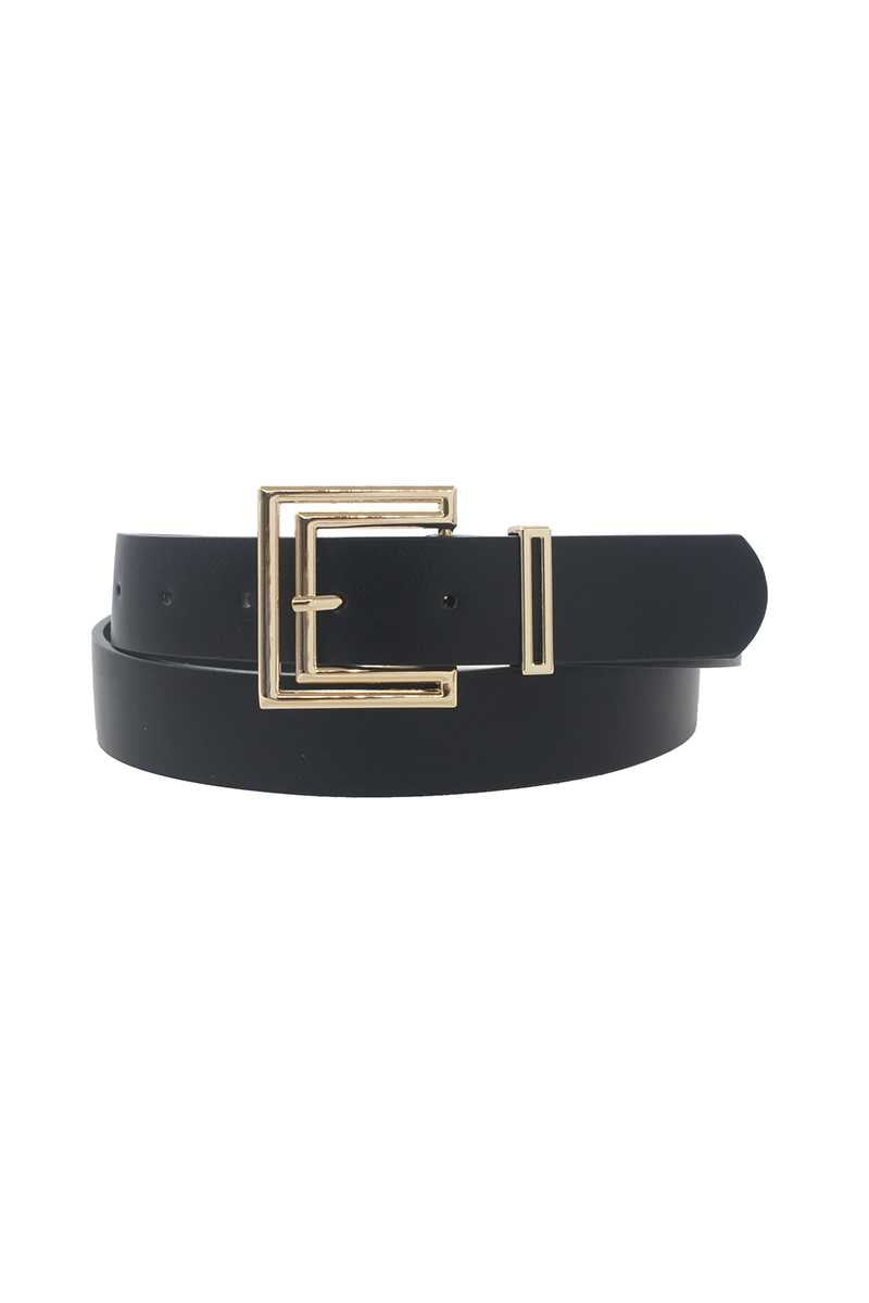 Ceinture à boucle carrée avec découpe et contour