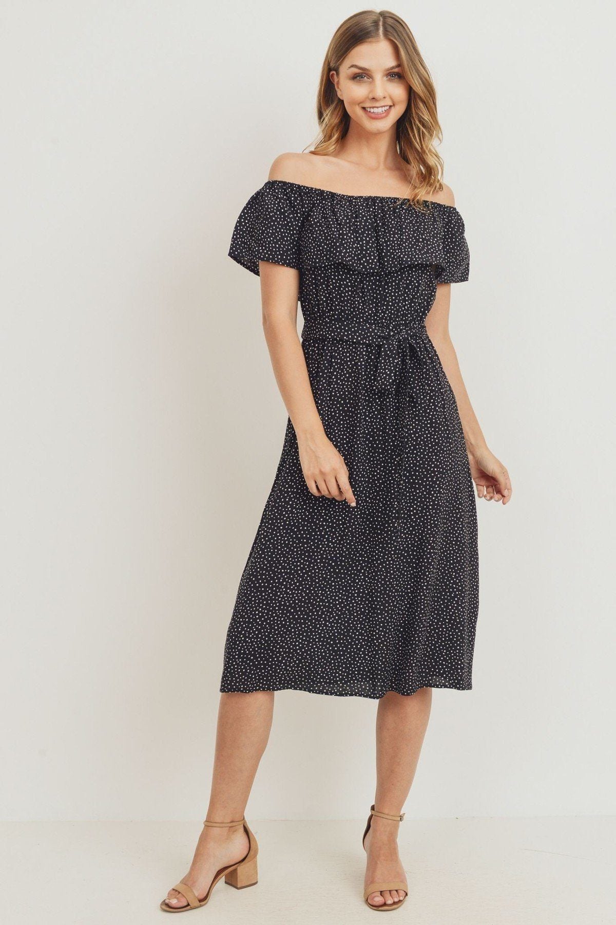 Ceinture à épaules dénudées avec robe midi imprimée