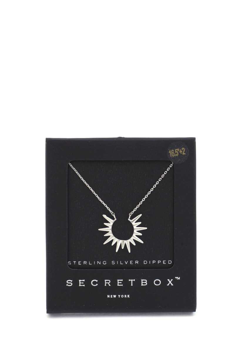 Collier à breloques solaires avec boîte secrète