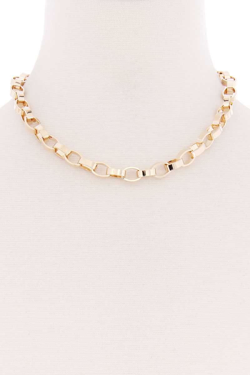 Collier à chaîne épaisse en métal ovale