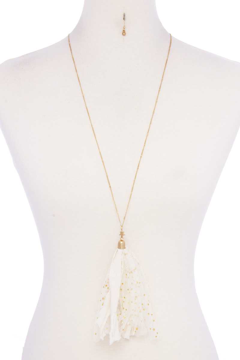Collier à pampilles en tulle à étoiles métalliques