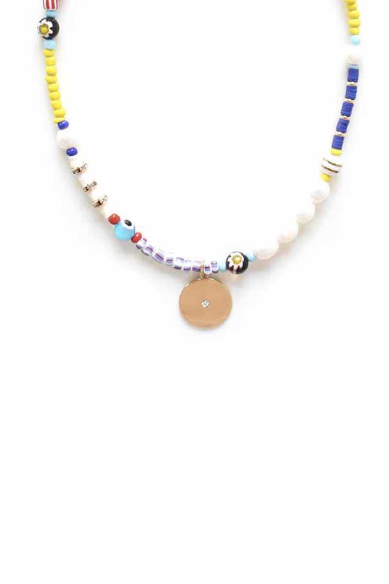 Collier à pendentif rond multi-perles