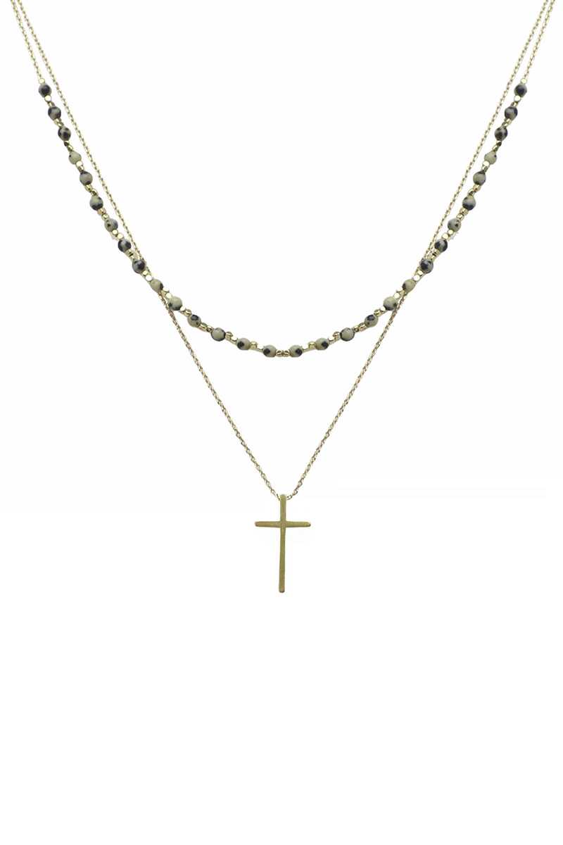 Collier avec pendentif croix en perles de rocaille et chaîne en métal à 2 couches