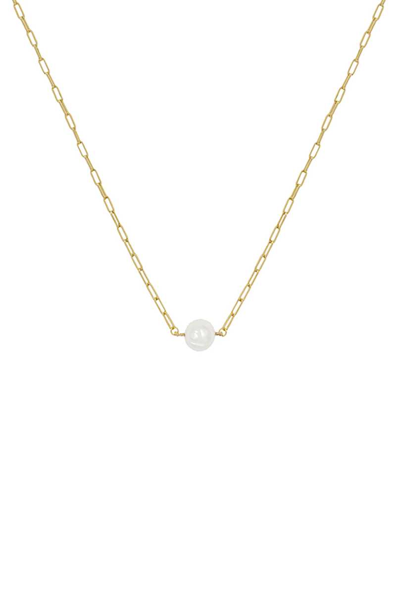 Collier avec pendentif en perles et chaîne en métal