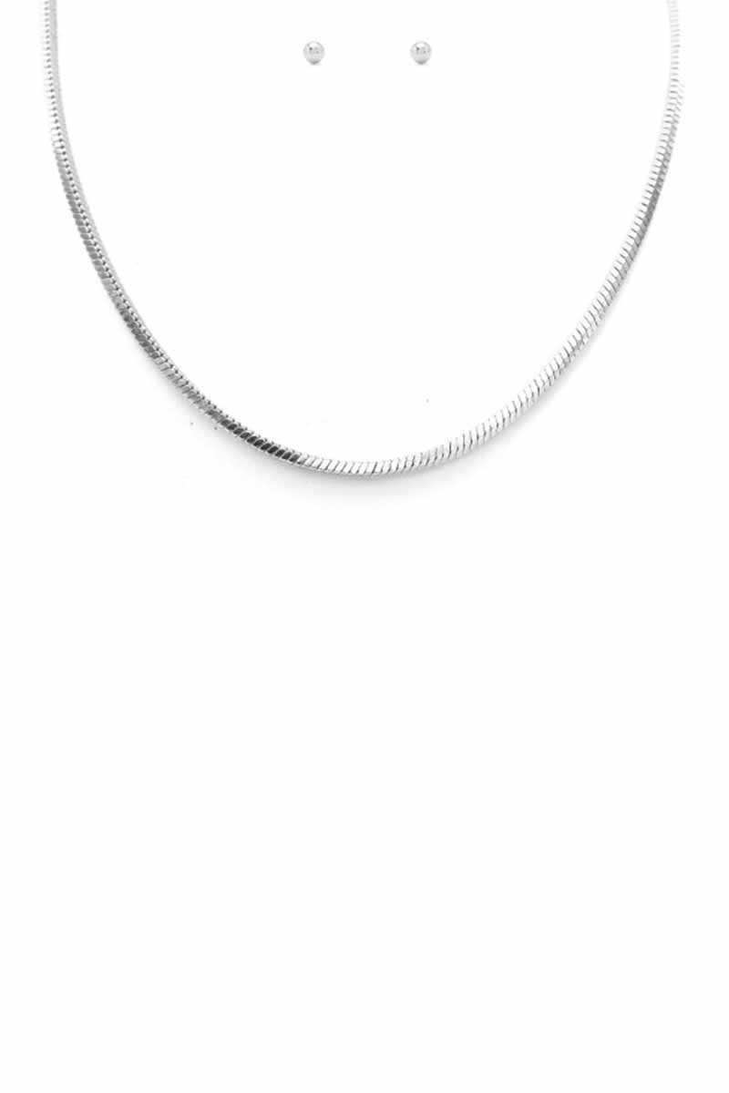 Collier chaîne en métal à chevrons