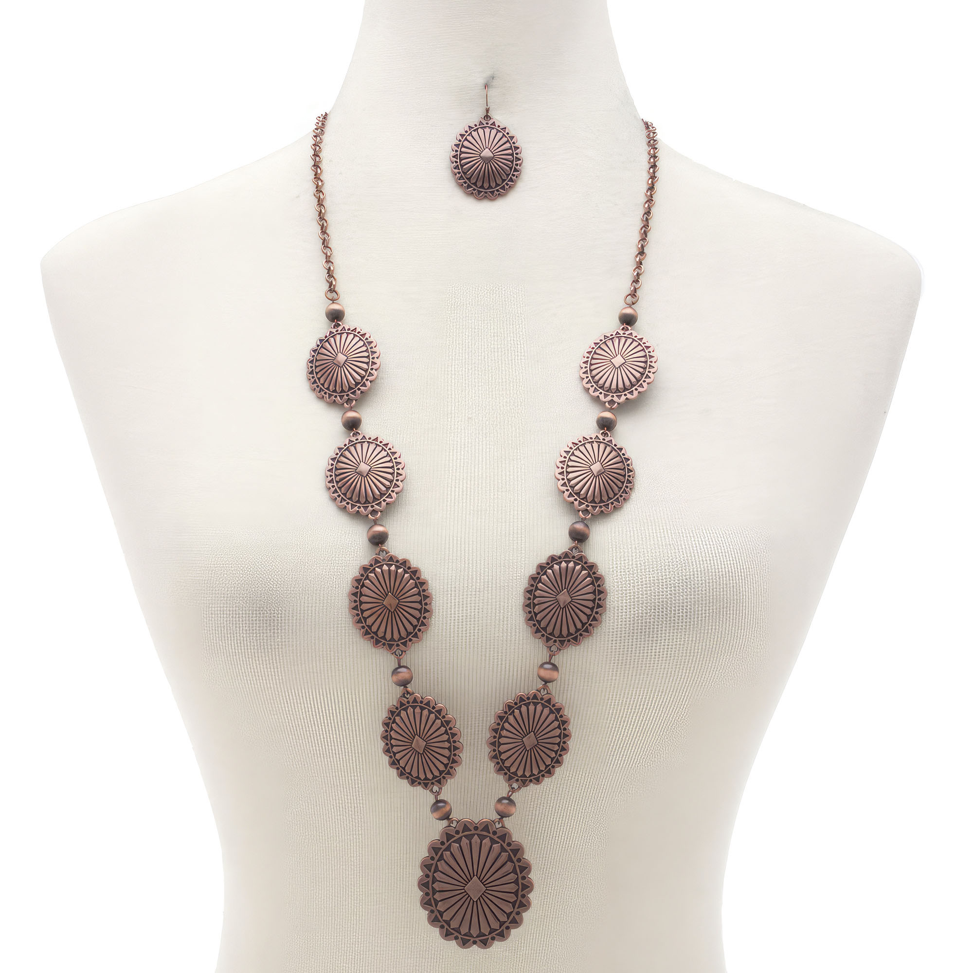 Collier de perles ovale occidental
