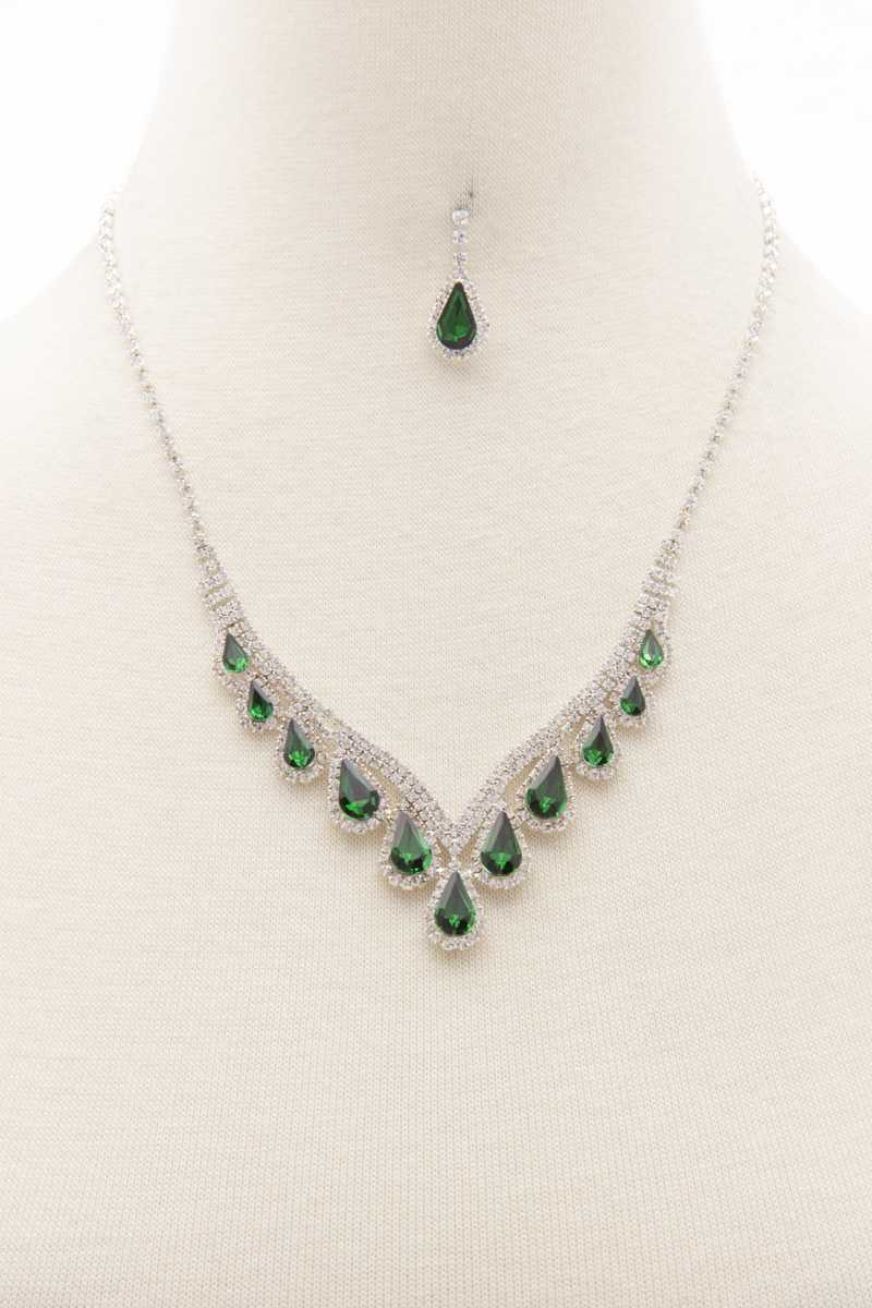 Collier en forme de V en strass en forme de larme