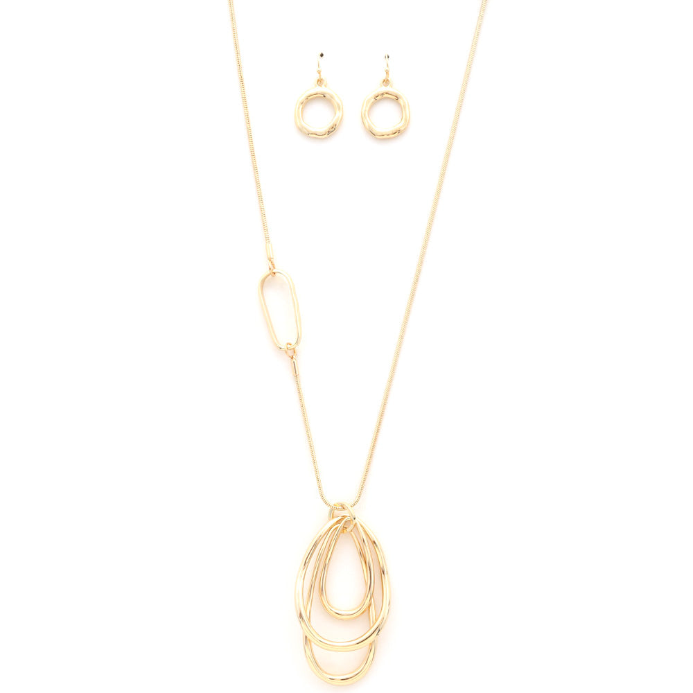 Collier en métal à pendentif ovale