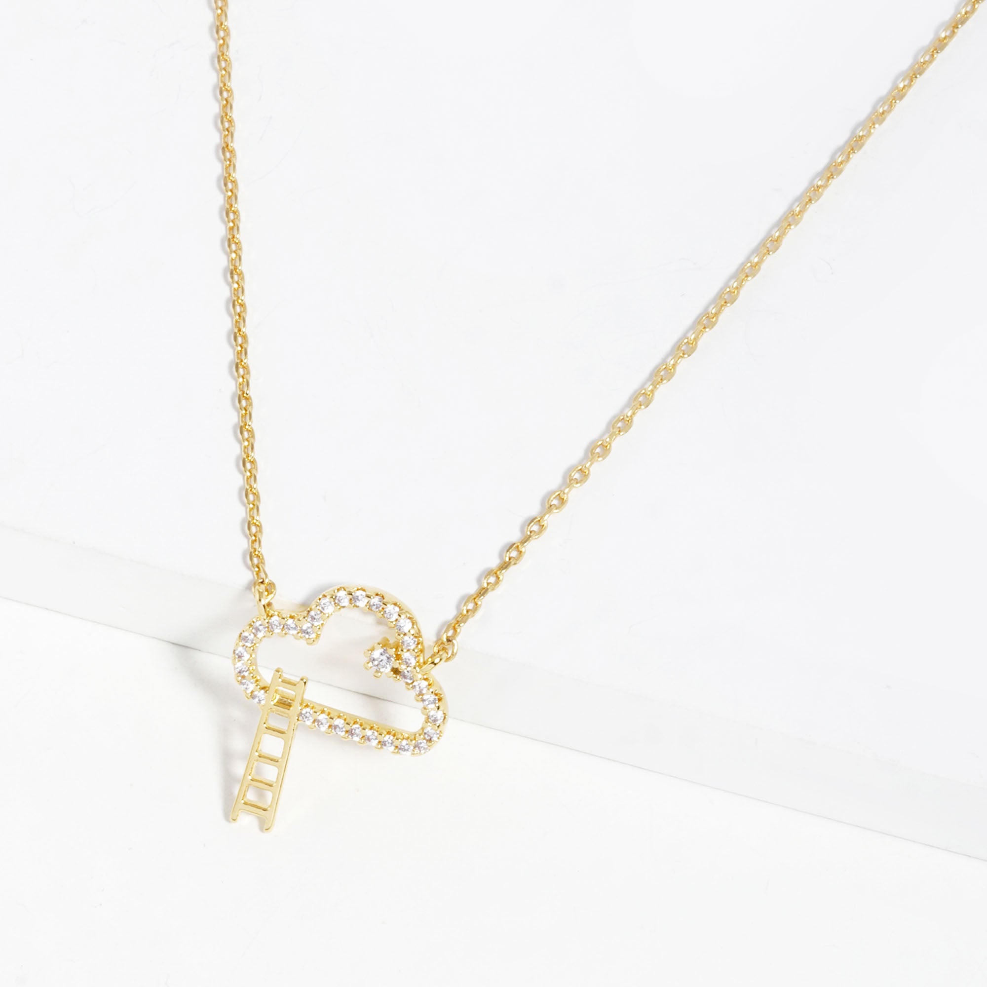 Collier pendentif nuage trempé en or