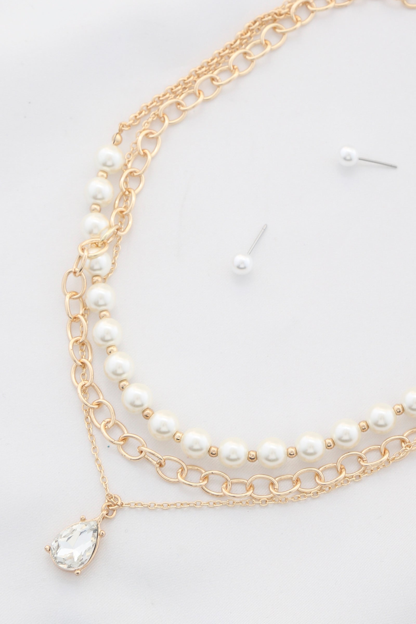 Collier superposé de perles de cristal en forme de larme