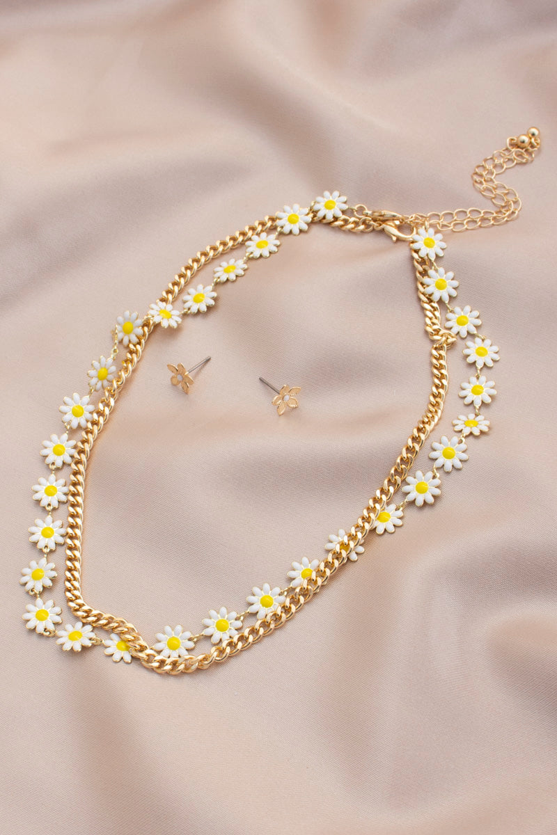 Collier superposé en métal avec fleur de marguerite