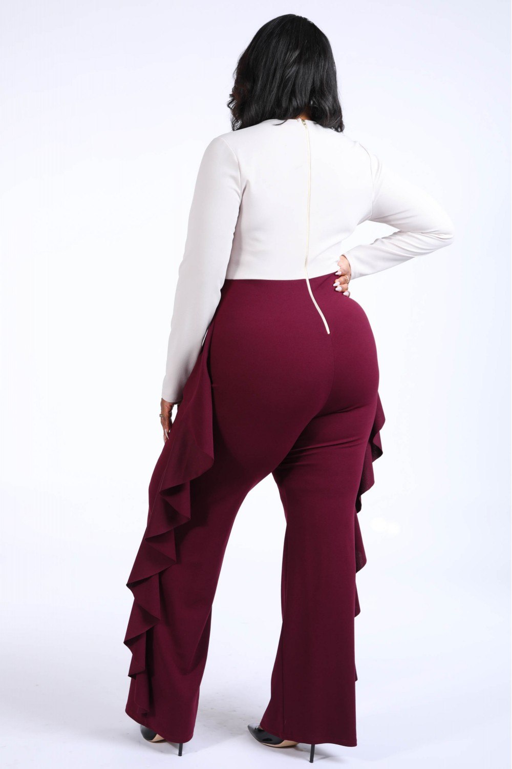 Combinaison à blocs de couleurs détaillés avec pantalon à volants