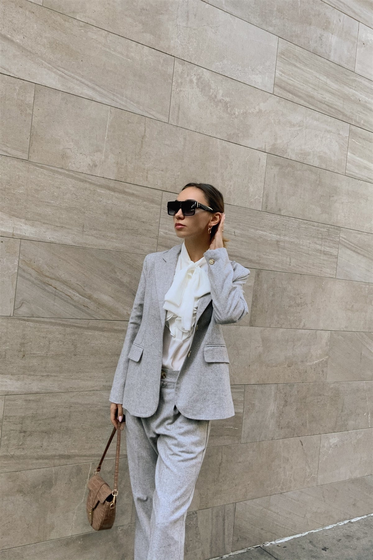Ensemble blazer en laine gris bureau chic plissé taille haute pantalon à la cheville