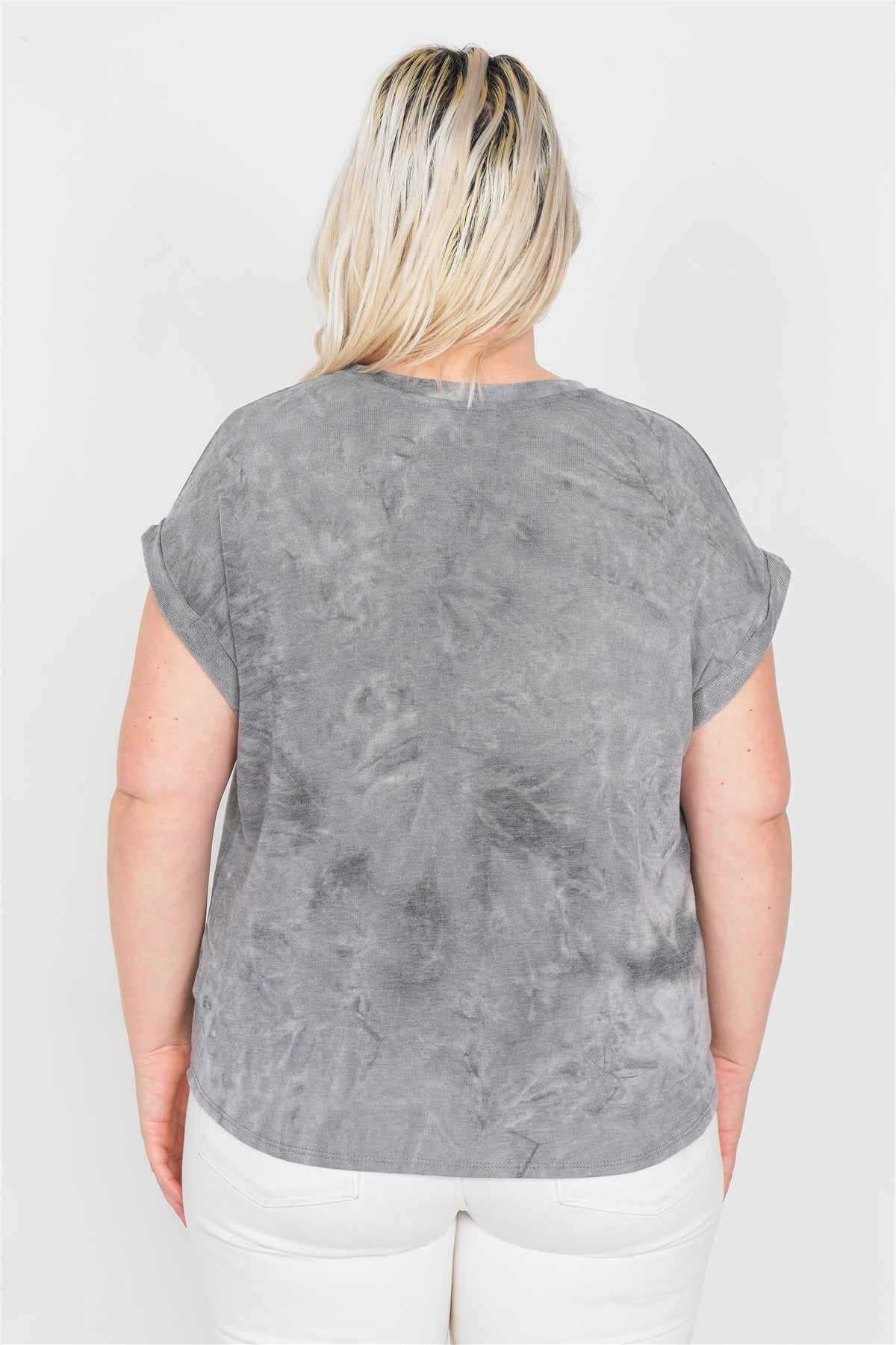 Haut basique gris sans manches avec ourlet en forme de U de grande taille