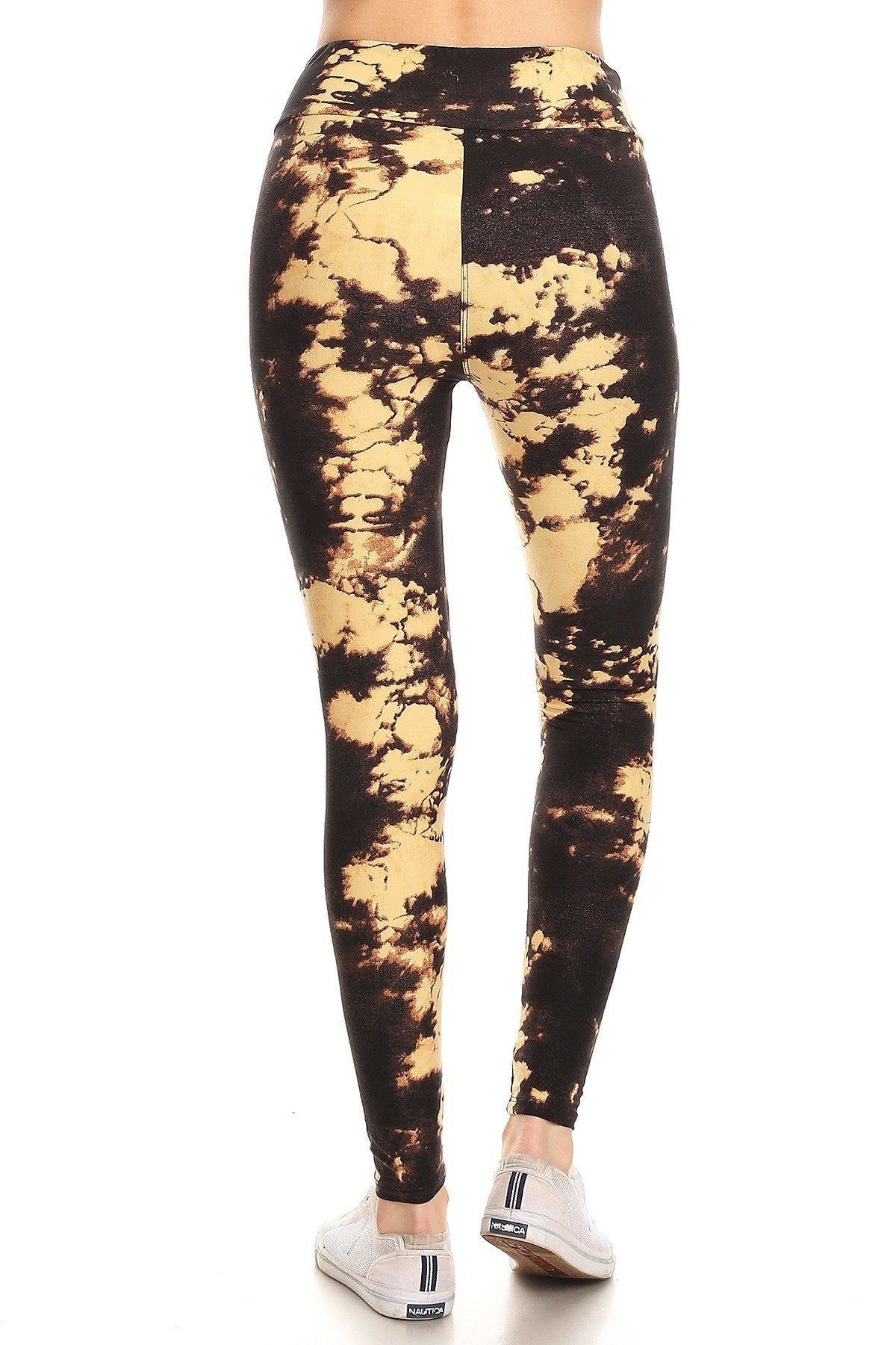 Imprimé tie-dye doublé de style yoga, leggings pleine longueur dans un style ajusté avec une taille haute à bandes.