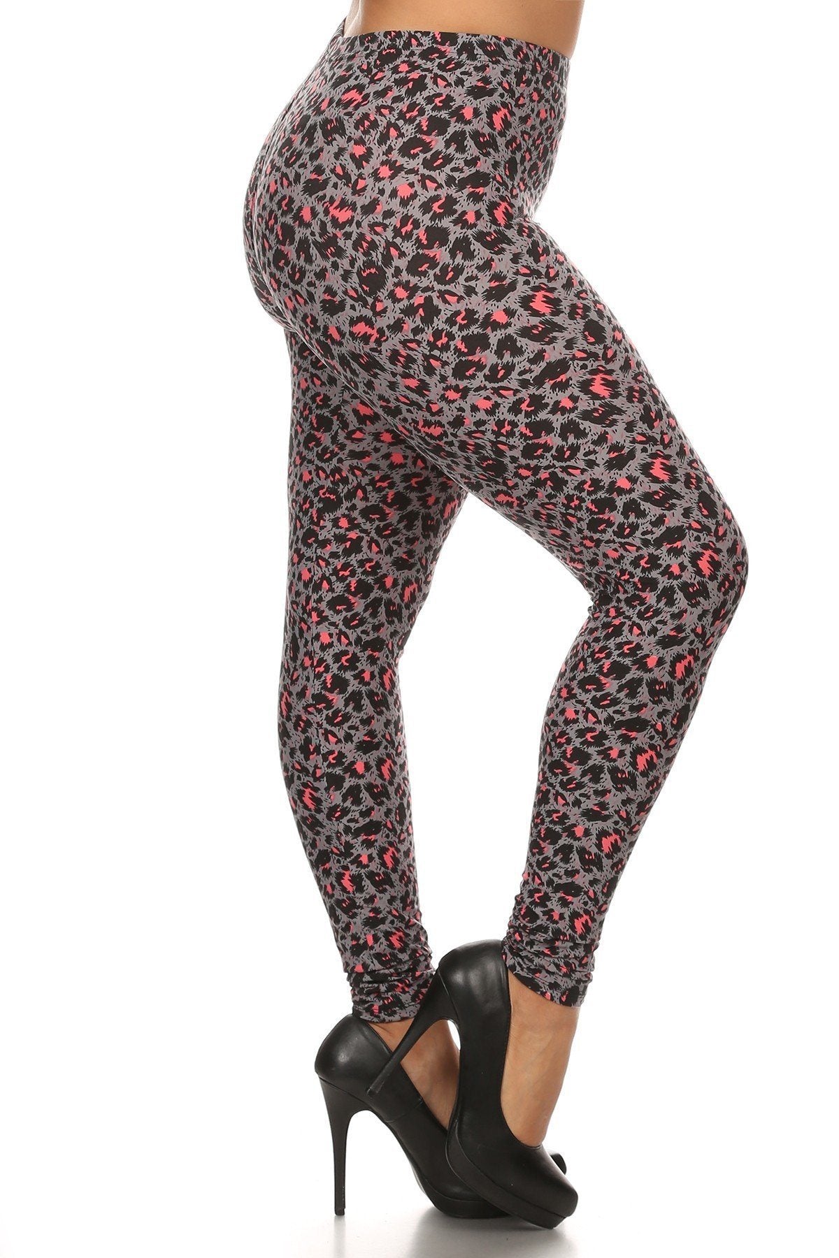 Legging en tricot imprimé guépard grande taille avec taille élastique et coupe taille haute.