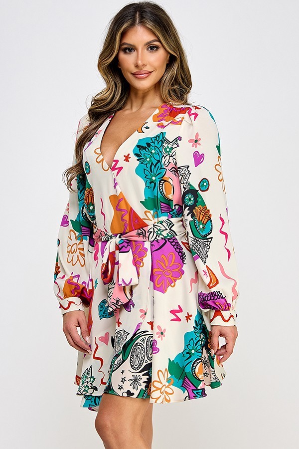 Mini-robe imprimée à manches longues avec ceinture