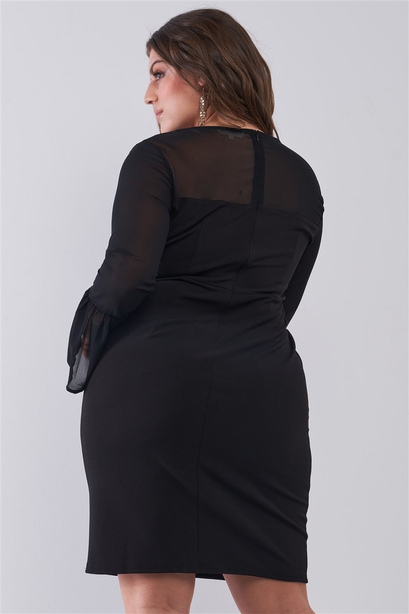 Mini-robe moulante noire chic à col rond évasé et manches en maille transparente, grande taille