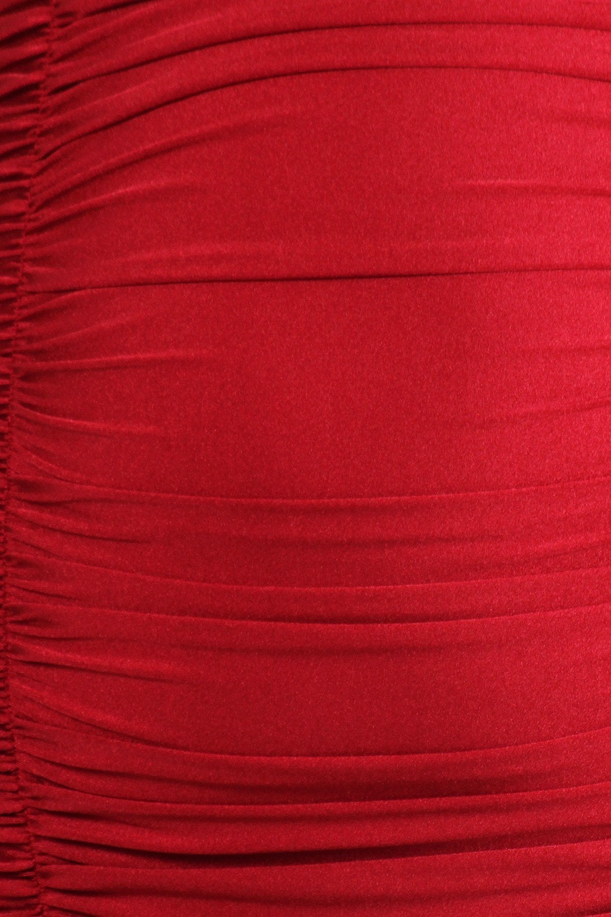 Mini-robe moulante unie grande taille