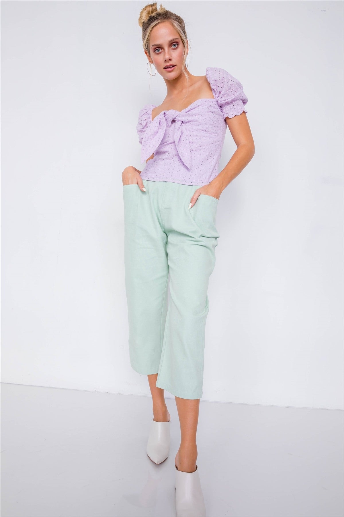 Pantalon pastel chic uni à la cheville, jambe large, taille réglable avec boutons-pression – Image 7