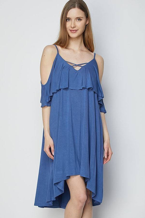 Robe à volants et épaules dénudées avec bretelles unies