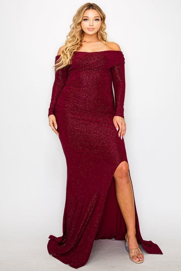 Robe longue de soirée à manches longues et épaules dénudées