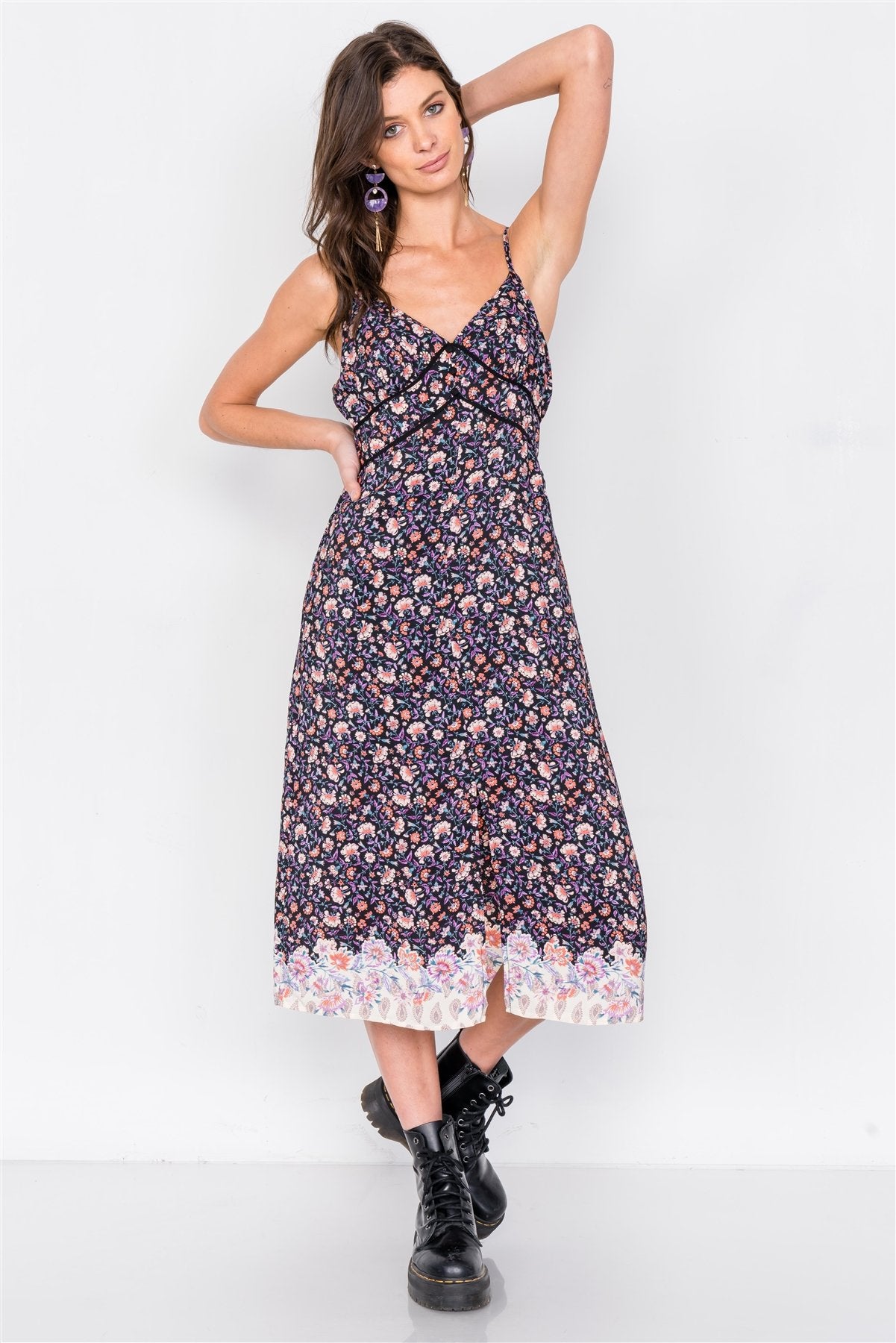 Robe mi-longue noire à mini fente et imprimé floral multicolore