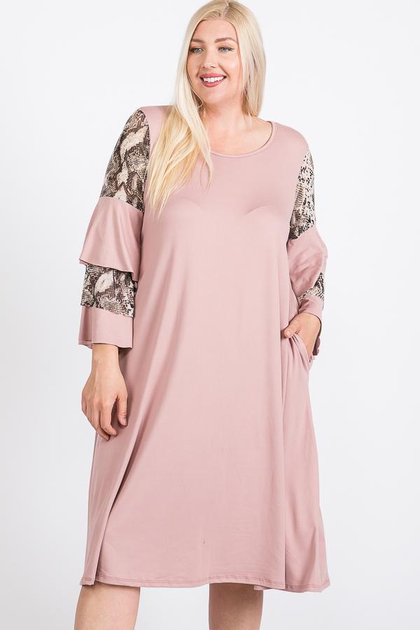 Robe trapèze à manches à volants mélangées avec poche cachée