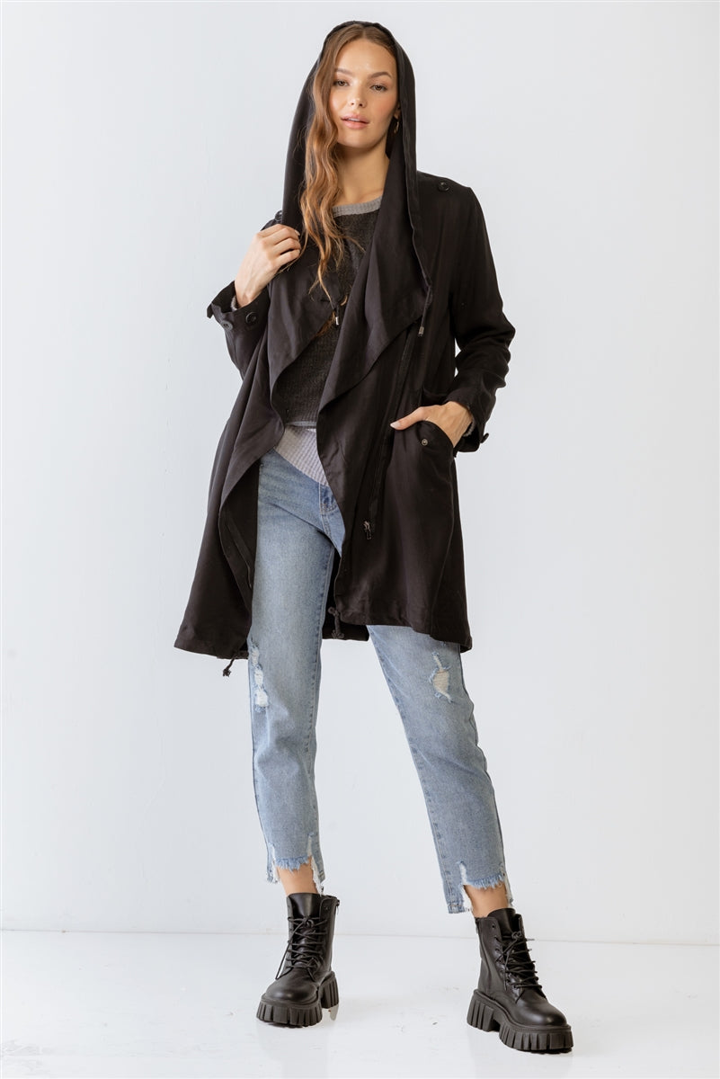 Veste à capuche noire asymétrique drapée zippée à large col à revers