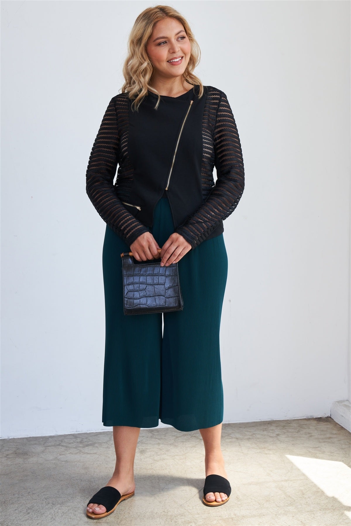Veste à manches longues en mousseline de soie rayée en maille noire grande taille