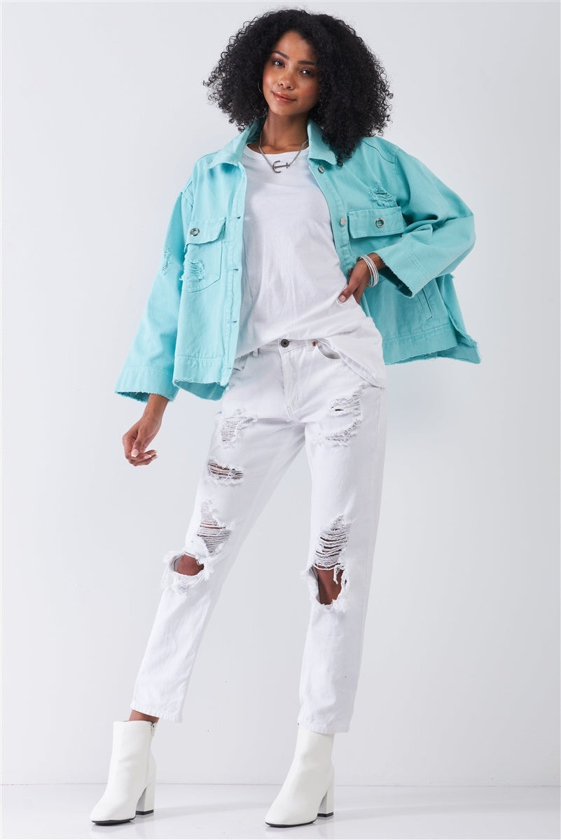 Veste en jean surdimensionnée à manches larges et boutonnée sur le devant avec ourlet brut délavé