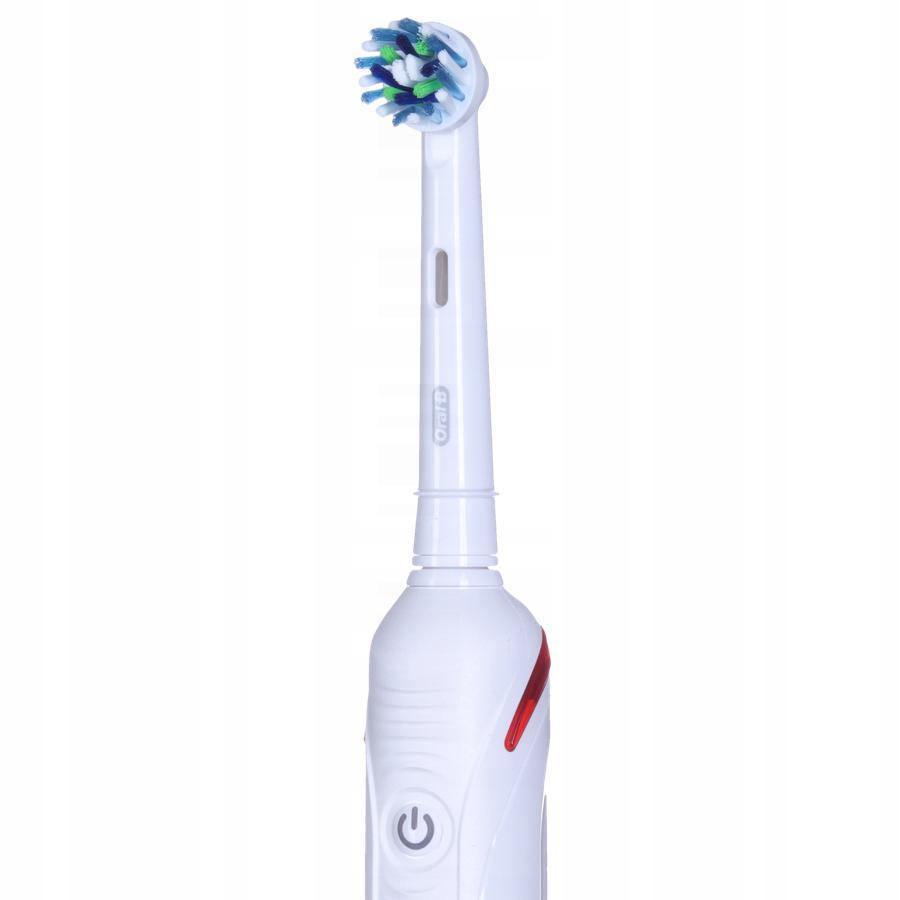 Brosse a dent electrique oral b smart 5 5000n. Ne sacrifiez plus votre budget pour être à la pointe de la technologie ! Optez pour DIAYTAR CÔTE D'IVOIRE, la plateforme en ligne qui vous propose une large variété de produits informatiques à prix discount. Que vous recherchiez un nouvel ordinateur portable, une tablette ou des accessoires high-tech, vous trouverez tout ce dont vous avez besoin chez nous.