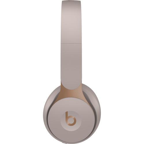 Casque reducteur de bruit sans fil avec micro beats by dr dre solo pro beige. Exprimez votre style sans dépenser une fortune avec DIAYTAR CÔTE D'IVOIRE. Découvrez notre collection de vêtements tendance à prix discount, des dernières innovations de la mode aux classiques intemporels. Soyez à la mode sans vous ruiner, seulement avec DIAYTAR CÔTE D'IVOIRE.