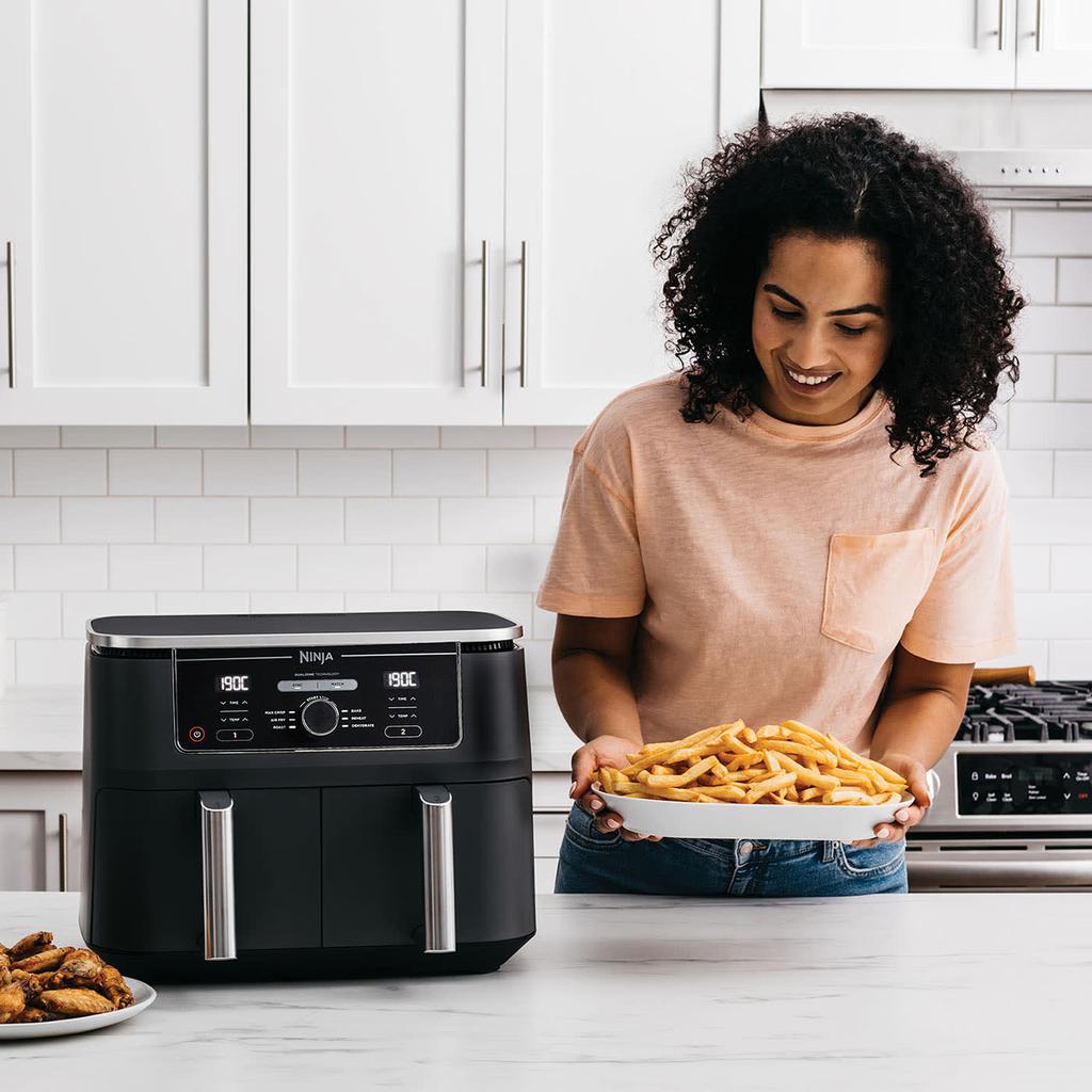 Friteuse ninja foodi max dual zone af400eu. Trouvez les meilleures affaires en ligne chez DIAYTAR CÔTE D'IVOIRE - une boutique généraliste offrant une variété de produits discount allant de l'électroménager aux articles high-tech, sans oublier les vêtements et les accessoires tendances. Découvrez un choix incroyable de produits de qualité à des prix imbattables !