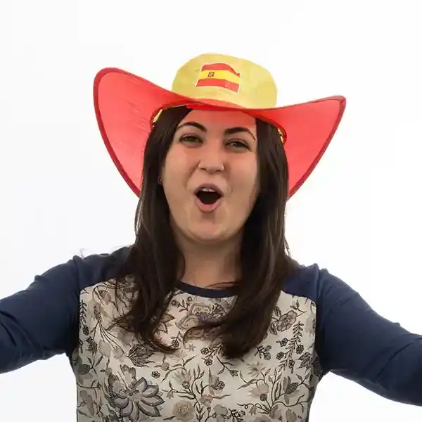 Chapeau pliable drapeau espagnol_1044. DIAYTAR COTE D'IVOIRE - Votre Destination pour un Shopping Unique. Parcourez notre catalogue et trouvez des articles qui vous inspirent et vous édifient.