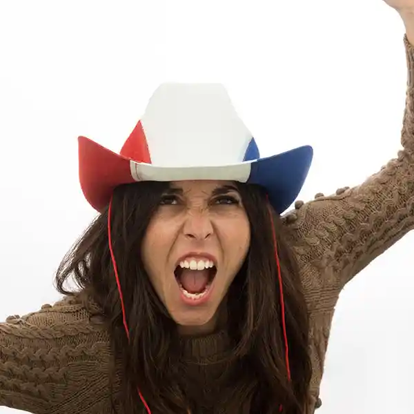 Chapeau de cowboy drapeau francais_2758. Entrez dans l'Univers de DIAYTAR COTE D'IVOIRE - Où Chaque Produit a une Signification. Explorez notre gamme diversifiée et découvrez des articles qui résonnent avec votre vie.