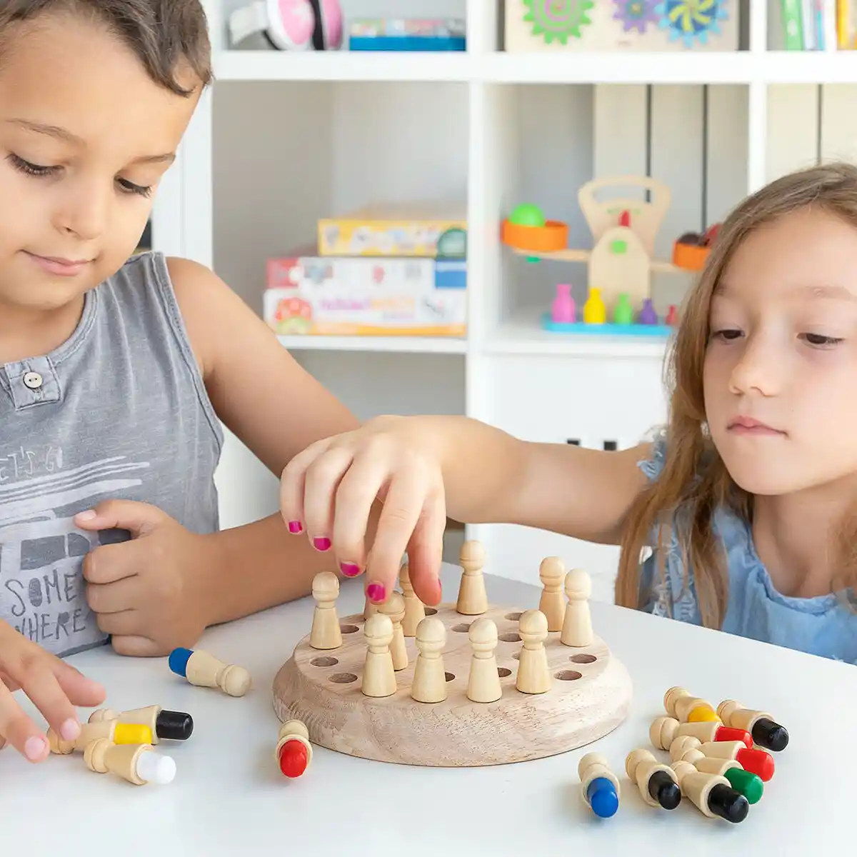 Échecs à mémoire en bois Taeda InnovaGoods 26 pièces. SUPERDISCOUNT FRANCE