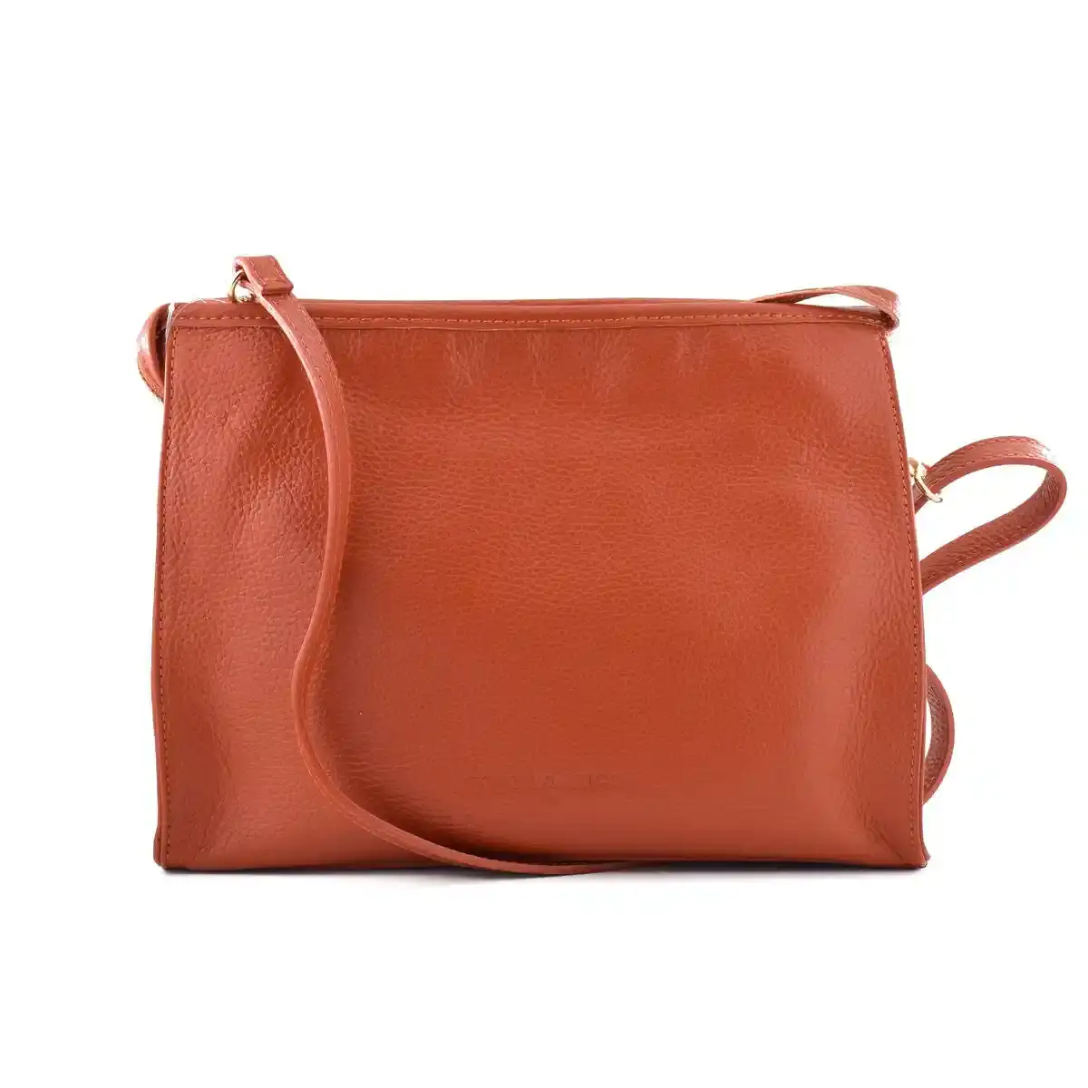Sac a main femme victor hugo vh221maiau850 rouge 28 x 21 x 10 cm _4406. DIAYTAR COTE D'IVOIRE - Où Choisir est un Acte d'Amour pour le Côte d'Ivoire. Explorez notre boutique en ligne et choisissez des articles qui célèbrent la culture et l'artisanat du pays.