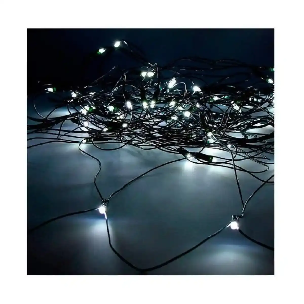 Guirlande de lumieres led edm blanc 1 6 w 2 x 1 5 m _5962. DIAYTAR COTE D'IVOIRE - Où Choisir Devient une Découverte. Explorez notre boutique en ligne et trouvez des articles qui vous surprennent et vous ravissent à chaque clic.