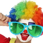 Lunettes geantes bicolores_9095. DIAYTAR COTE D'IVOIRE - L'Art de Choisir, l'Art de S'émerveiller. Explorez notre boutique en ligne et choisissez des articles qui éveillent votre sens de l'émerveillement.