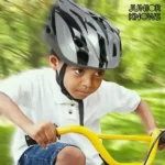Casque de velo pour enfants_2527. DIAYTAR COTE D'IVOIRE - Votre Portail Vers l'Exclusivité. Explorez notre boutique en ligne pour découvrir des produits uniques et raffinés, conçus pour ceux qui recherchent l'excellence.