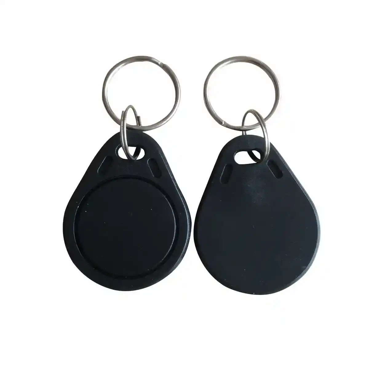 Porte cles a1003 10 rfid reconditionne a _9641. DIAYTAR COTE D'IVOIRE - Votre Passage vers l'Éclat et la Beauté. Explorez notre boutique en ligne et trouvez des produits qui subliment votre apparence et votre espace.
